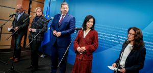 Kritik und Kapitulation