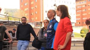 Desahuciada una familia con una niña de seis años en Oviedo: 