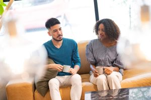 3 conversation hacks to avoid the awkwardness of having nothing to say