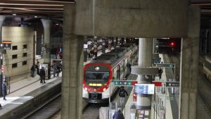 ¿Cómo funciona el modelo vasco de la gestión de cercanías? El sistema en el que se fija Asturias para asumir las competencias ferroviarias