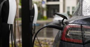 Growing EV popularity is leading to queues at fast chargers. Could a kerbside charger network help?