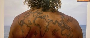 Noch bevor du deinen Namen nennst