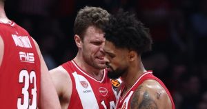 Ένας Ολυμπιακός απολαυστικός σαν παγωτό χωνάκι Ένας Ολυμπιακός απολαυστικός σαν παγωτό χωνάκι