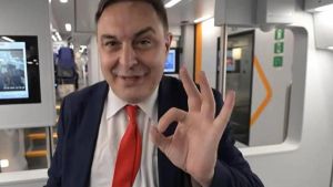 Andrea Diprè candidato sindaco a Fermo, provocazioni choc: “Più sesso, meno tasse: riaprirò le case chiuse”