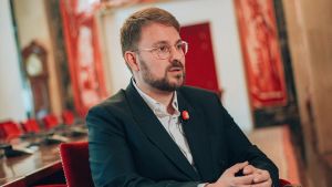 Sumar: Libertad en comercios, ¿para qué?