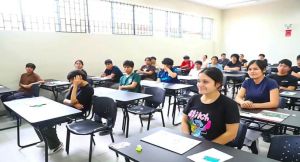 Chicos estudiosos valen un Perú