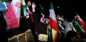 El alto el fuego acordado por Estados Unidos e Israel con Irán pone fin temporalmente a una guerra costosa, pero ¿podrá durar la paz?