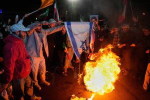 Netanyahu backs Iran truce; opposition blames him for worst-ever ‘diplomatic disaster’