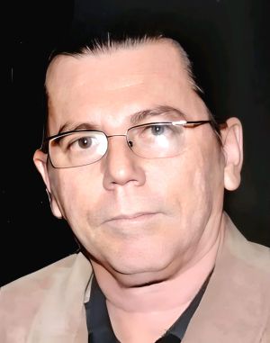 Brasas trozos de leña encendido (II)