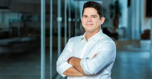 ‘Urgente’, diz CEO da Aegea sobre rede de esgoto no Complexo da Maré