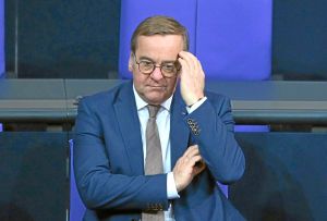 Wehrpflichtgesetz: Autoritär aus Versehen