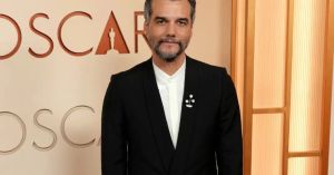 Wagner Moura é ‘descoberto’ nas ruas de Palmas em filmagem secreta