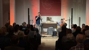 Intensiver Dialog zwischen Cello und Stimme: Matthieu und Camille Saglio begeistern in Bergkirche