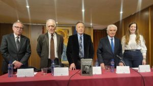 Pedro De Silva presenta sus memorias en Madrid y aboga por el 
