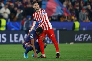 Atlético de Madrid vence al Barcelona y lo deja contra las cuerdas en Champions