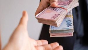 Sıcak paraya muhtaç olmak kaderimiz mi?