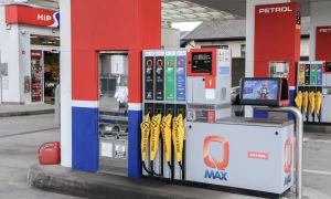 Koliko nas stane vladno brzdanje cen pogonskih goriv?