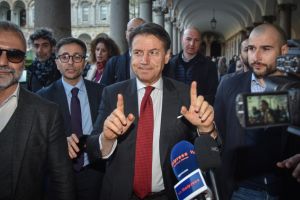 Conte lunches with Trump’s envoy, and politicians pounce