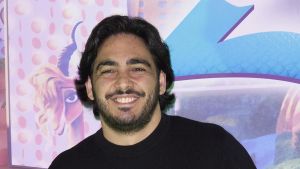 ’Anche meno’, il round finale di Max Angioni sul palco di Piazza Europa