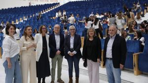 La sequía de médicos de atención primaria en Asturias comenzará a revertir en 2028, pronostica la consejera de Salud