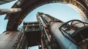 Τη βιομηχανία δεν την προσέξαμε. Ας περιφρουρήσουμε την παραγωγή μας ως χώρα