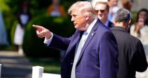 ‘The Wall Street Journal’ confirma que Trump está pensando en cerrar sus bases en España