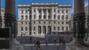 Trieste, Grimaldi si prende piazza della Repubblica: acquistato il Palazzo Creditanstalt
