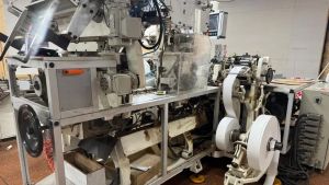 Dentro la fabbrica del fumo: sigarette, tabacco per un giro d'affari milionario. Il video della Gdf