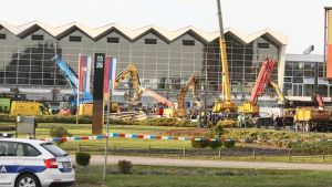 Pirovih 10:0 i 0:17 neodgovornosti za slučaj nadstrešnica: Tri istrage još uvek otvorene