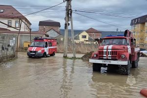 «Не давать ложных надежд»: психолог Российского Красного Креста рассказал об обстановке в дагестанской Мамедкале после наводнения