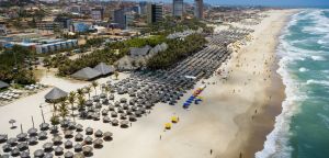 Fortaleza 300 anos: uma cidade de sol, mar e dengo