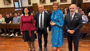 Formación en pocos meses, con bajo coste y junto a otros alumnos europeos: las nuevas microcredenciales que estrena la Universidad de Oviedo