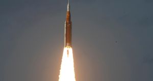 Artemis II Mission Offers Inspiring Unity for a Deeply Divided Nation