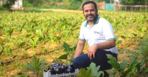 IIT Delhi Grad’s Startup Helps 20000+ Farmers Sell Fresh Produce, Earn 35% More Income