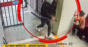 Abrazos y besos para los sicarios