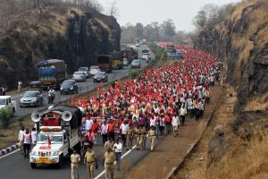 De l’Irlande à l’Inde en passant par le Brésil, pourquoi les data centers sont devenus synonymes de désastre social et environnemental
