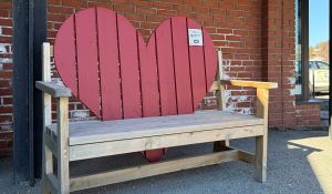 Det er vår – og et benkeforslag!