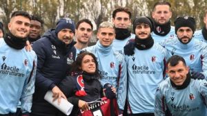 Non vede e ama il Bologna. La preghiera di Chantal: “Aiutetami a portare il mio amico in curva”