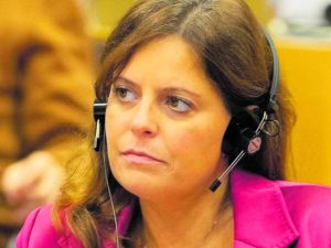 La Salis ci prende per cretini