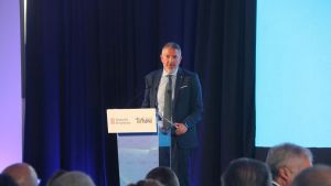 La Generalitat lanza un plan de actuaciones para ganar posiciones en la industria de la defensa