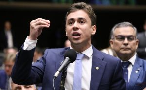 Nikolas Ferreira, apoio de ouro a Flávio Bolsonaro