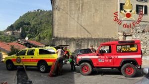 Como, turista inglese si rompe una caviglia all'Eremo San Donato: recuperata con una barella