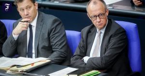 Die Hiebe des Kanzlers, die Pfeife des Kanzlers