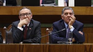 La primera advertencia. Por Paulo Hidalgo