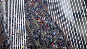 Van volkssport naar verdienmodel. ‘De marathon is een happy-fewgebeuren geworden’