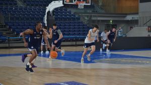 Que siga la fiesta: el Alimerka Oviedo Baloncesto busca su victoria número ocho para dejar casi asegurada su clasificación para el play-off de ascenso