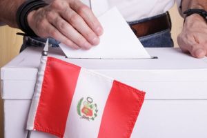 Elecciones presidenciales en PerÃº: Â¿importa la polÃ­tica?, por Carlos Ugo Santander