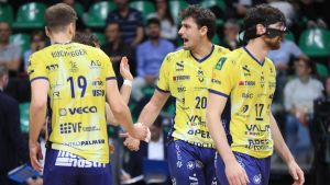 Volley SuperLega, i playoff per il quinto posto. Valsa Group, con Milano il remake della finale di un anno fa