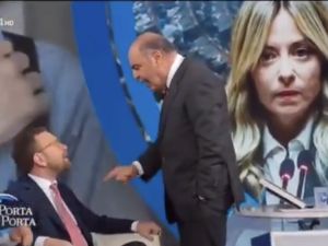 La strana idea della faziosità a senso unico