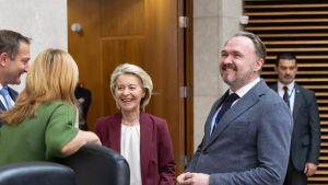 Racionamiento, impuestos a las eléctricas, compras conjuntas…: todas las cartas que baraja la UE para hacer frente a la crisis energética